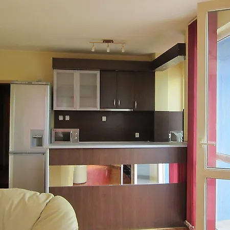 Apartment Апартмент Евгени -Море