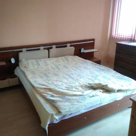 Apartment Апартмент Евгени -Море