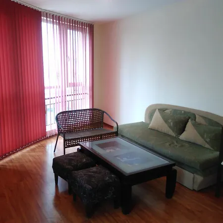 Apartment Апартмент Евгени -Море